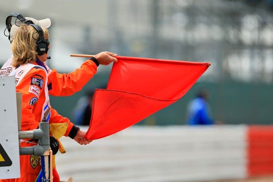 formule1 drapeau rouge