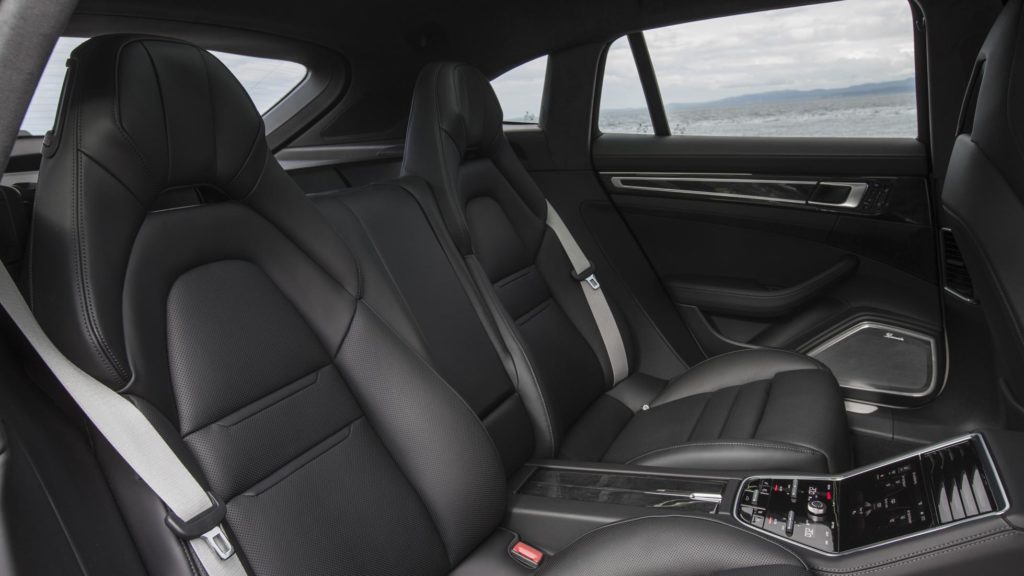 Porsche Panamera Sport Turismo intérieur