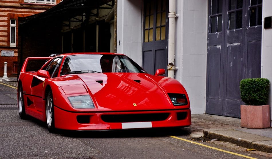 Ferrari F40 rouge - 70 ans de Ferrari