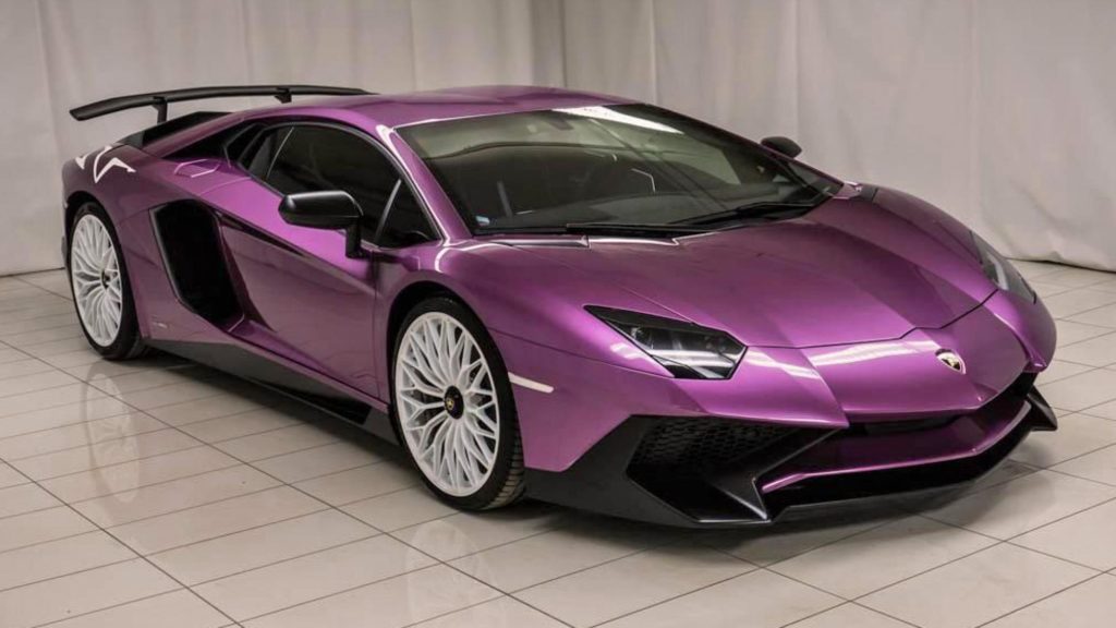 Lamborghini Aventador SV en Viola