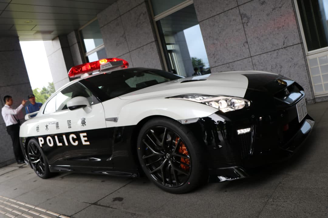 Police Japon Nissan GT-R
