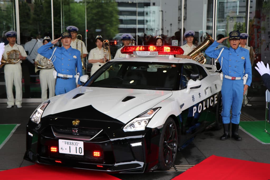 Police Japon Nissan GT-R