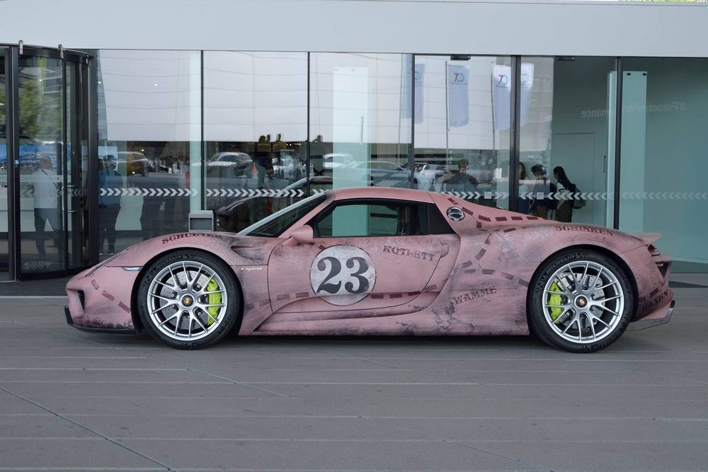 Porsche 918 Spyder Pink Pig