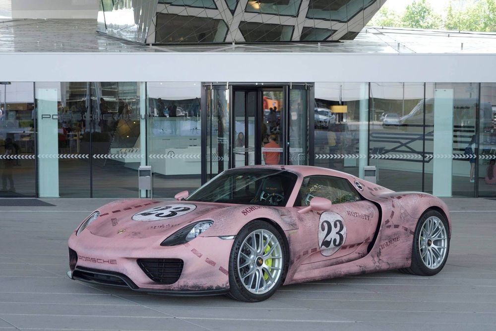 Porsche 918 Spyder Pink Pig