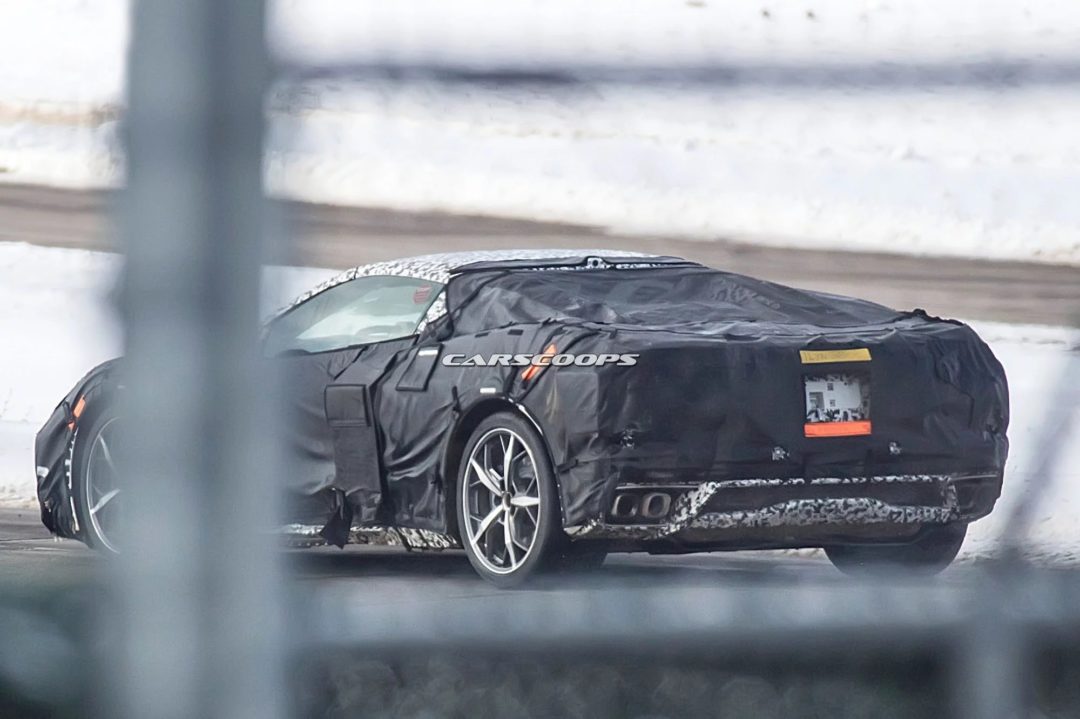 Arrière de la Chevrolet Corvette C8