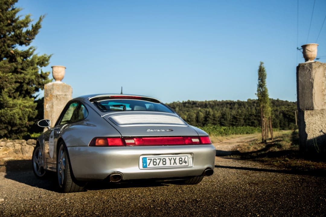 Arrière 3/4 Porsche 911 Carrera 4S type 993