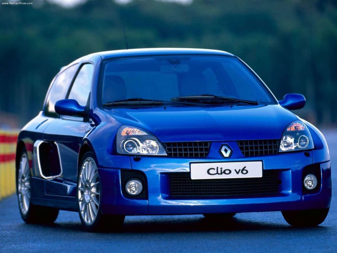 Renault Clio V6 co-développée par Porsche