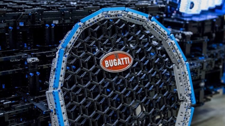 Grille avant Bugatti Chiron Lego Technic 1:1