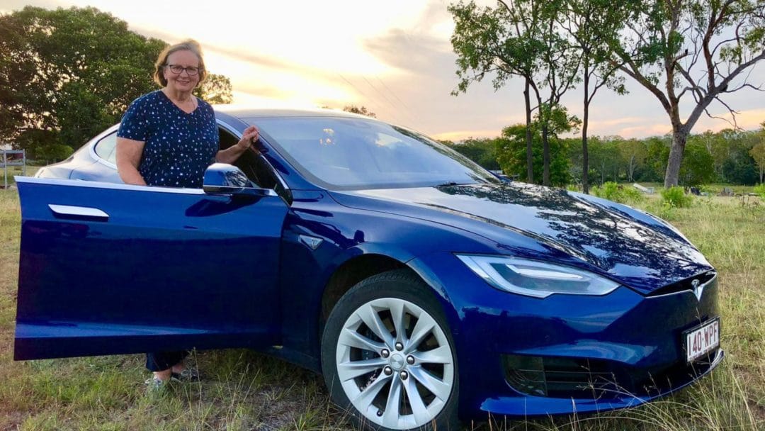 L'aventure formidable de Sylvia en Tesla