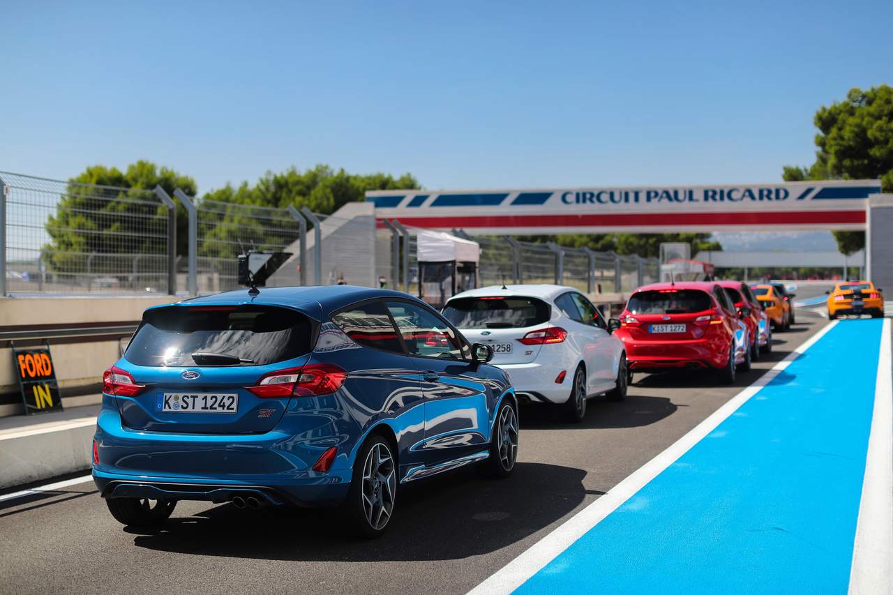 Sortie de paddock Ford Fiesta ST