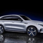 Mercedes Benz EQC de profil