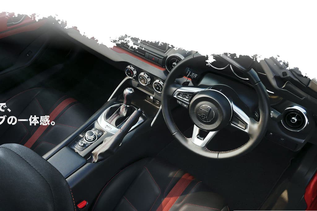 Mitsuoka Mazda MX-5 Corvette C2 Interieur