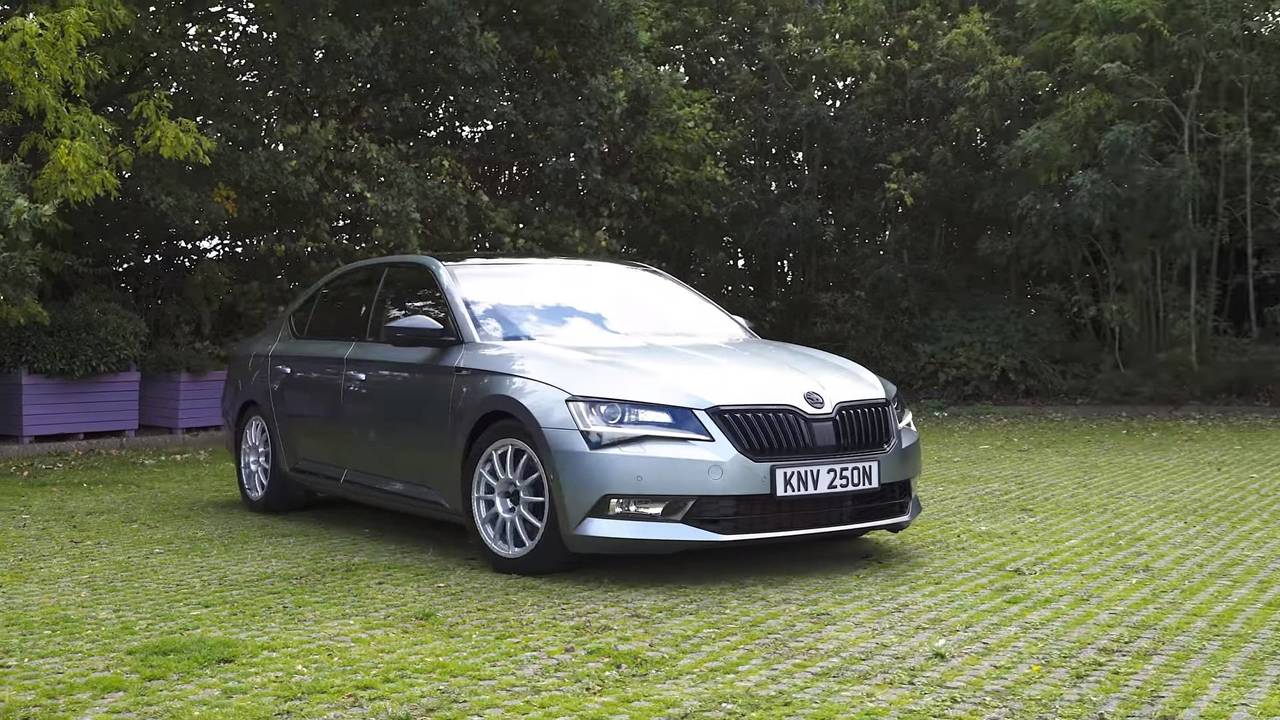 Skoda Superb 560