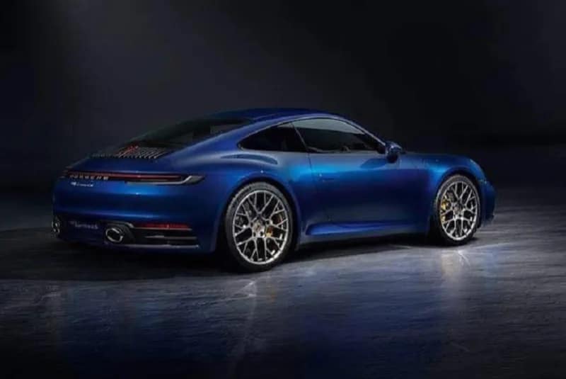 Porsche 911 (992) face arrière