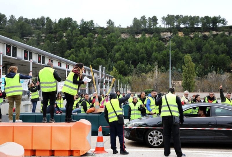 Gilets jaunes : Vinci va envoyer la facture des péages