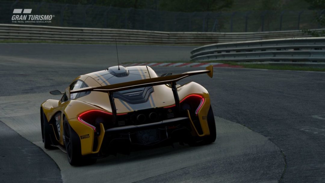 GT Sport patch 1.31 - McLaren P1 GTR (2016)