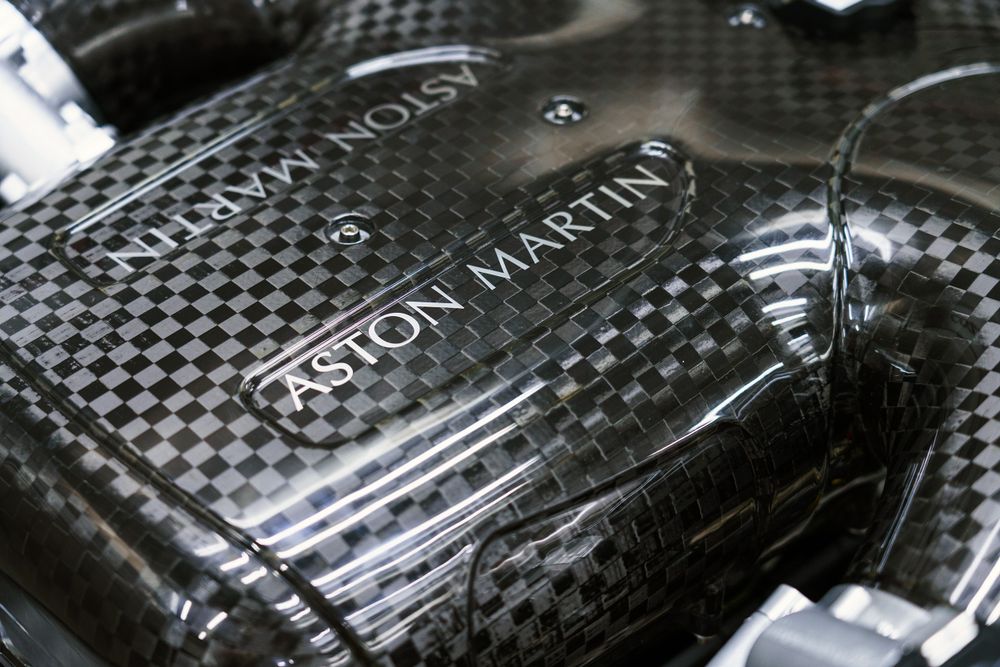 Collecteur en fibre de carbone - Aston Martin Valkyrie