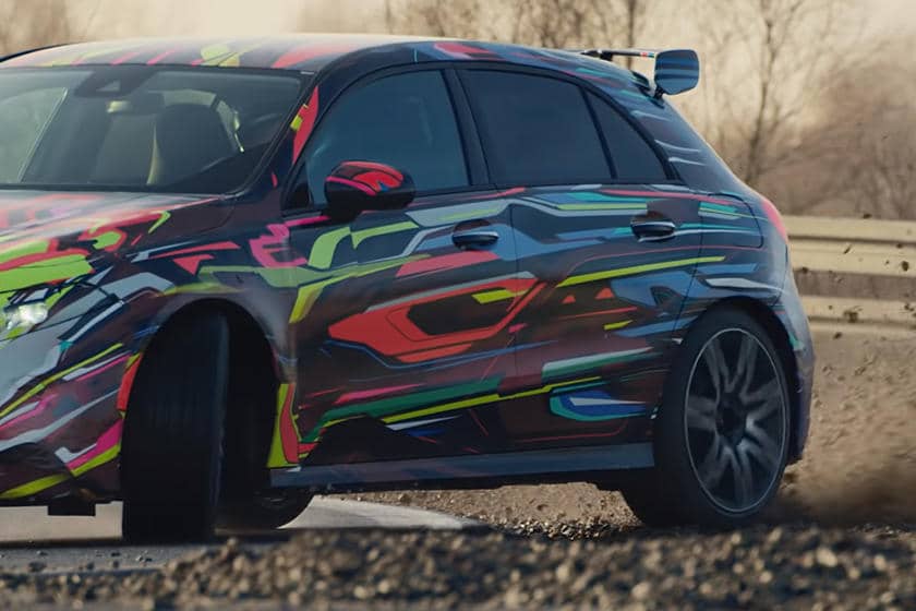 Mercedes-AMG A45 (2019) qui développera plus de 400 ch