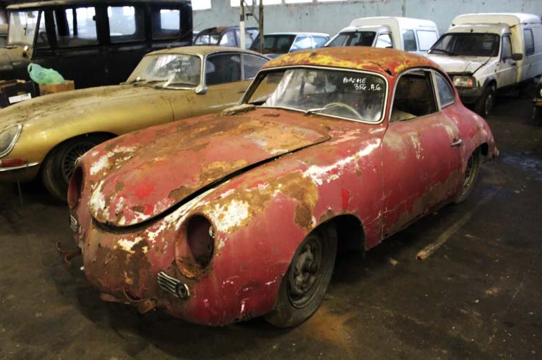 La porche 356 dans un état "épave"