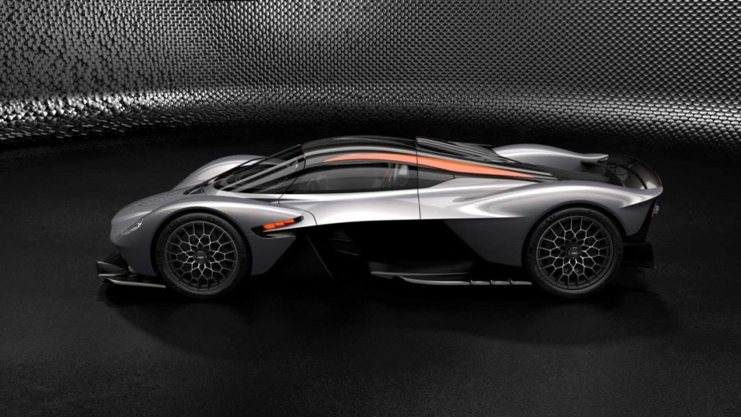 Aston Martin Valkyrie pack AMR Track Performance Silver