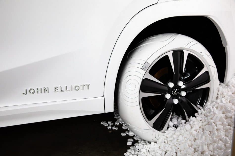 Lexus et John Elliott