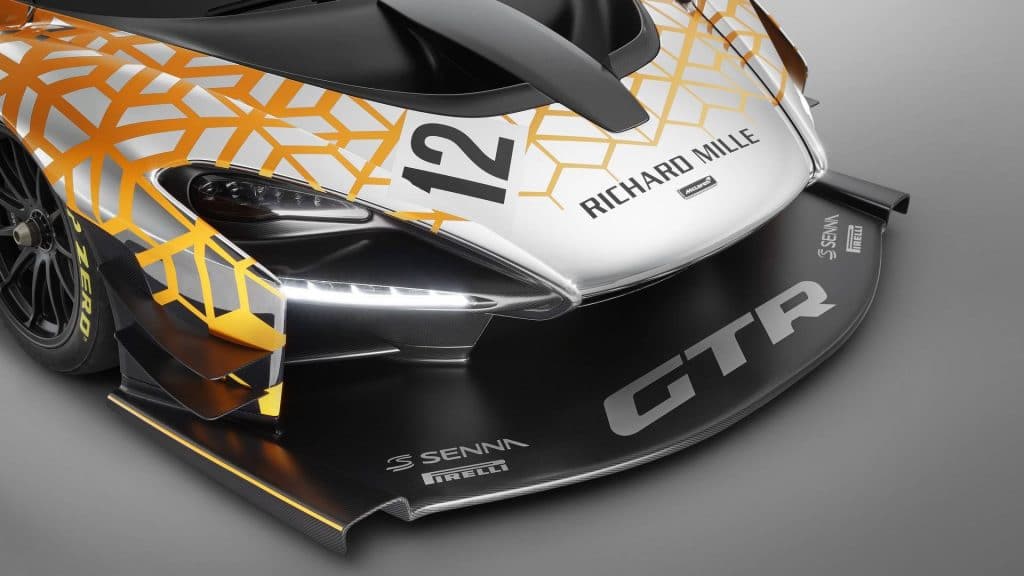 McLaren Senna GTR (Concept) spoiler avant