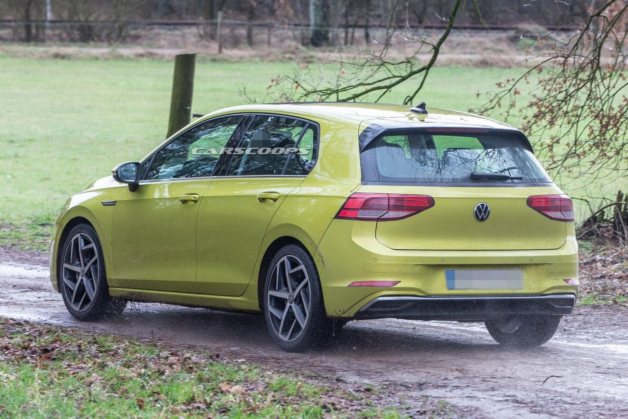 Volkswagn Golf 8 Spyshot