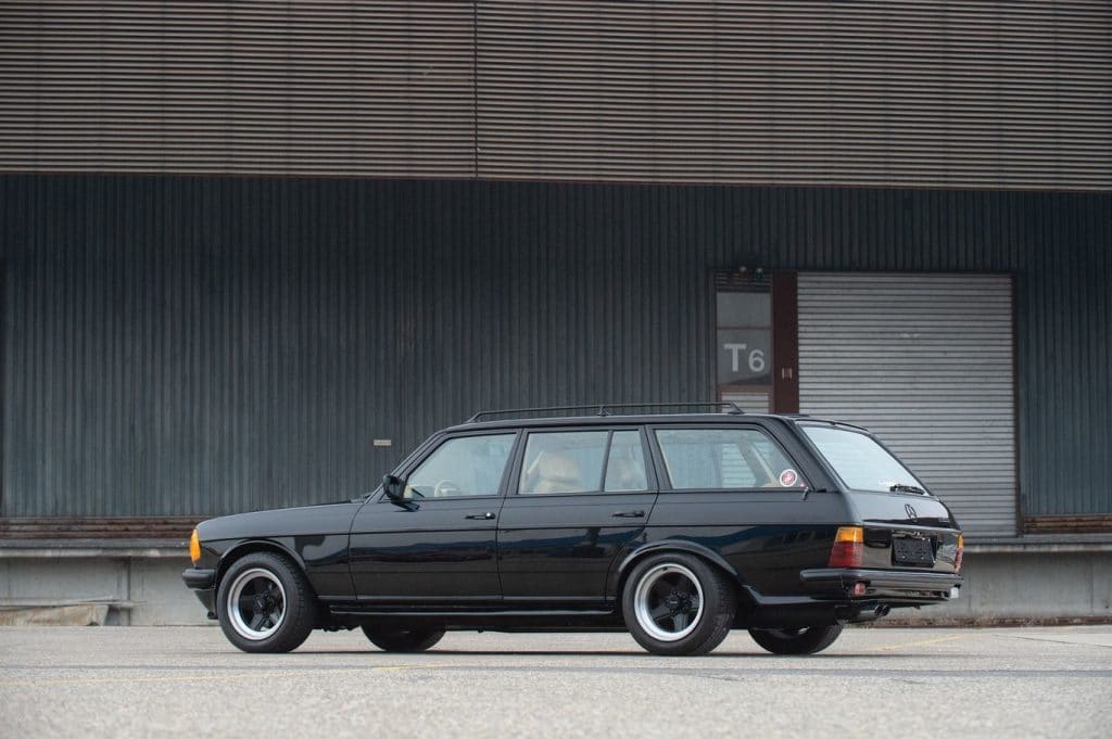 W123 Mercedes AMG break