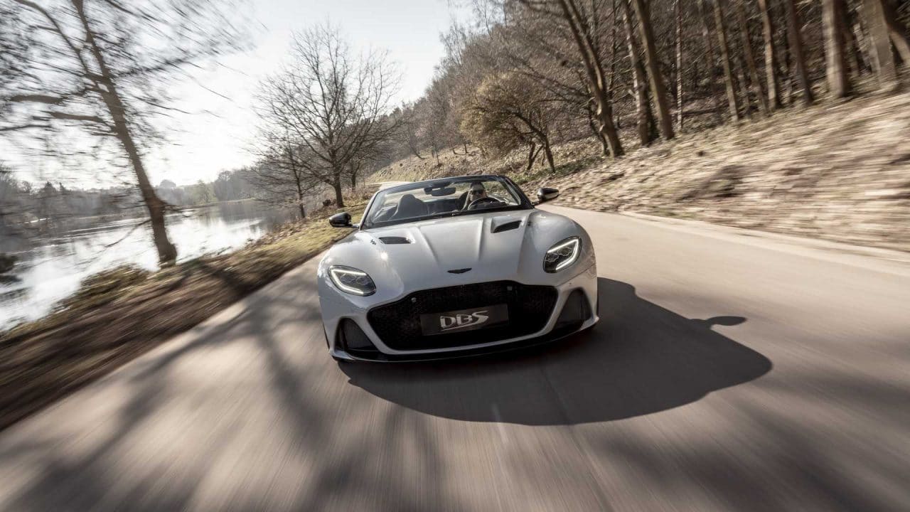 Aston Martin DBS Superleggera Volante