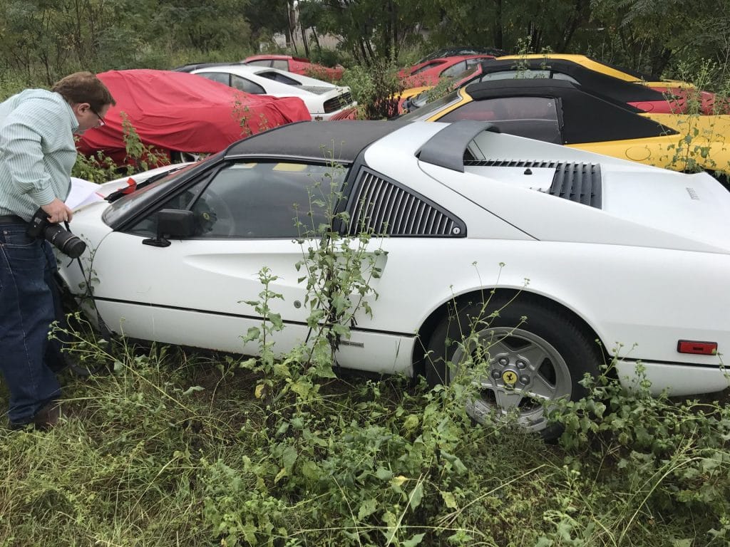 11 Ferrari abandonnées