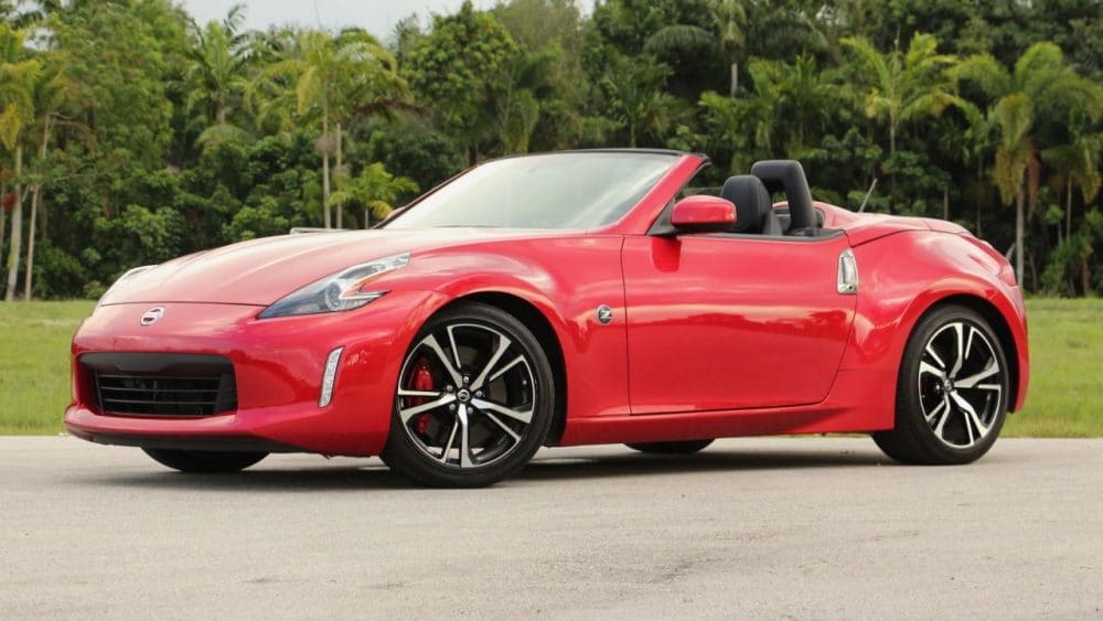 Nissan 370Z Roadster arrêtée ?