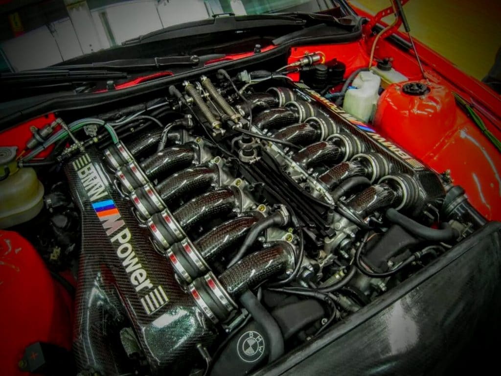 BMW moteur V12