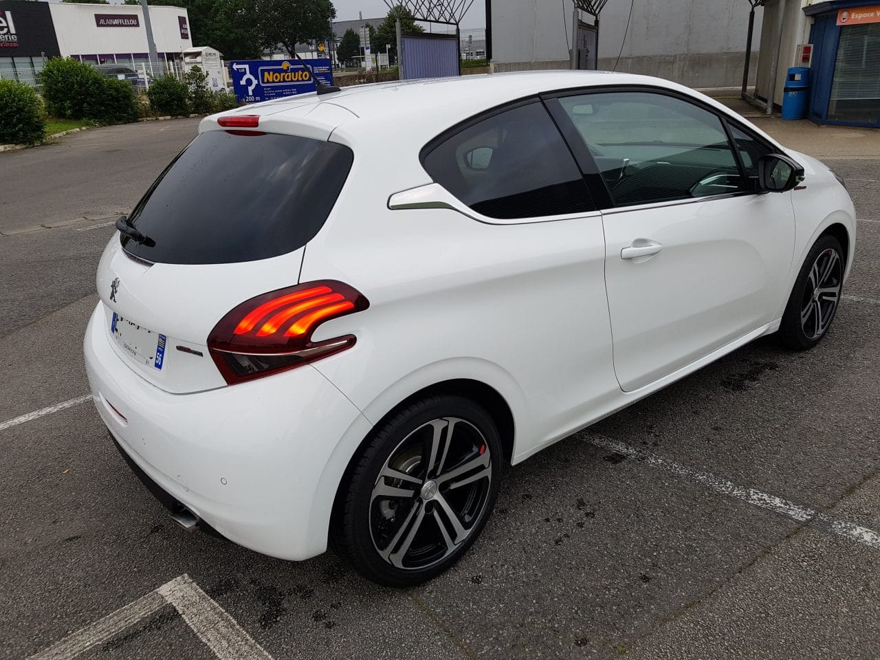 Avis Peugeot 208 GT-LINE de Pierre