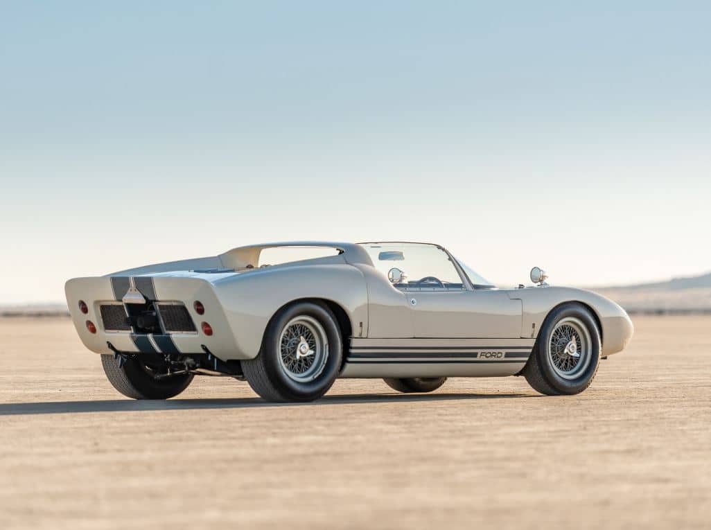 FORD GT40 Roadster Prototype