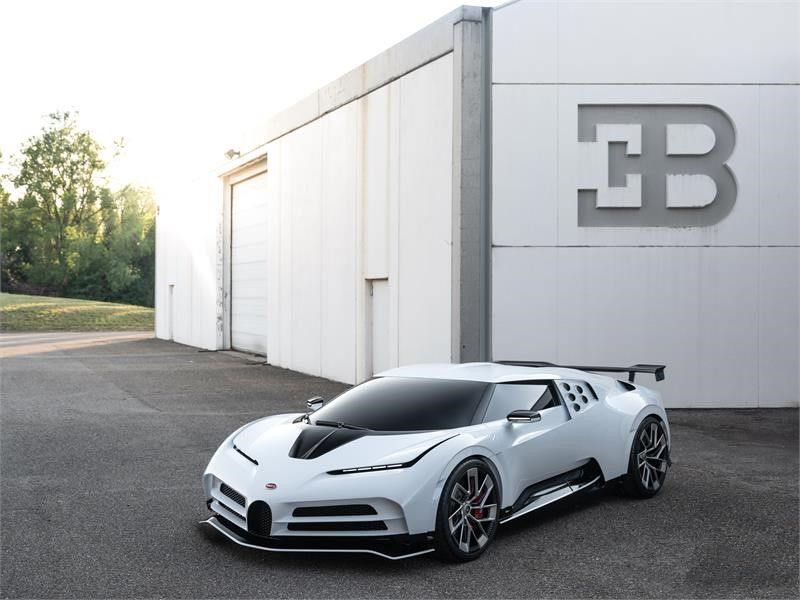 Nouvelle Bugatti EB110 Super Sport Centodieci