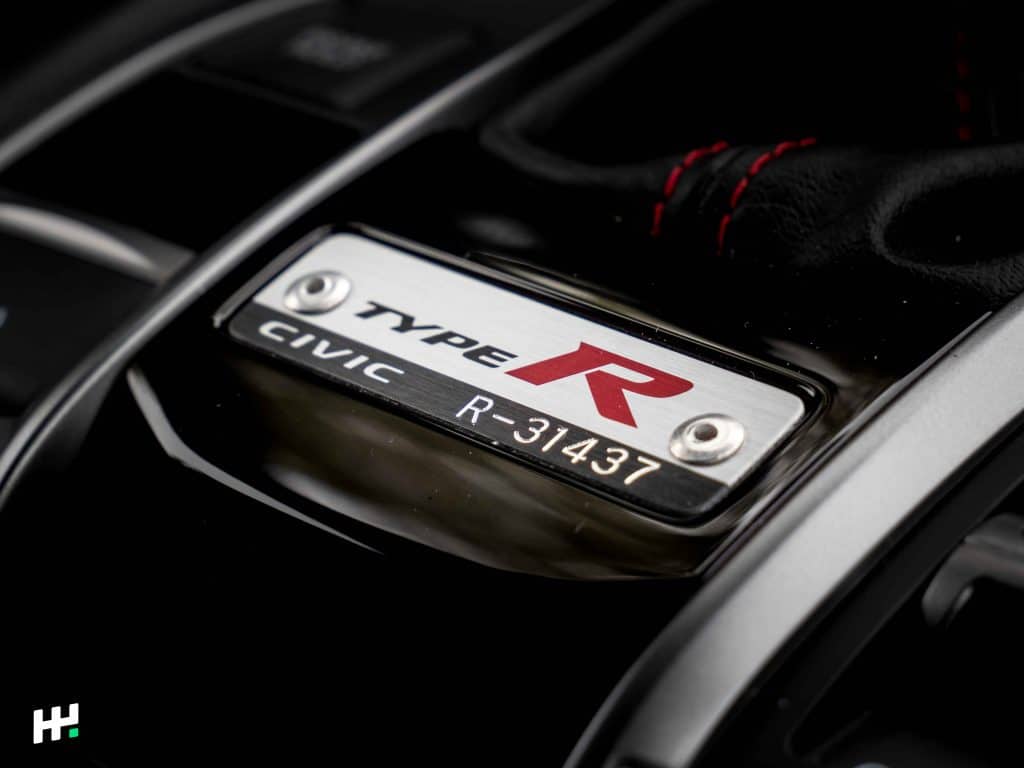 Plaque de la Honda Civic Type R FK8