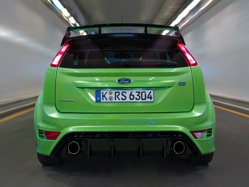 Arrière et pots d'échappement de la Focus RS mk2