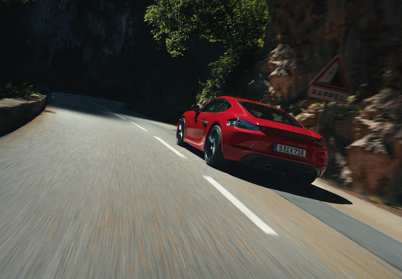 Retour du flat-6 Porsche dans les 718 Boxster/Cayman