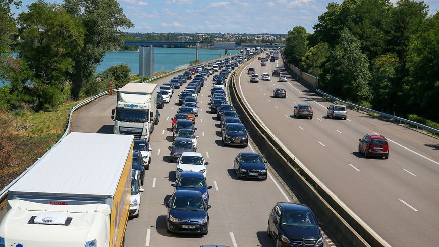 Conseils pratiques avant de partir en vacances en voiture