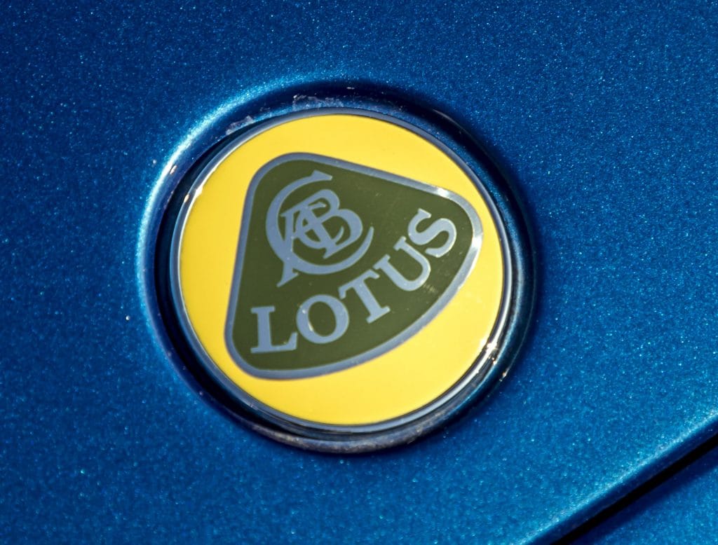 SUV Lotus