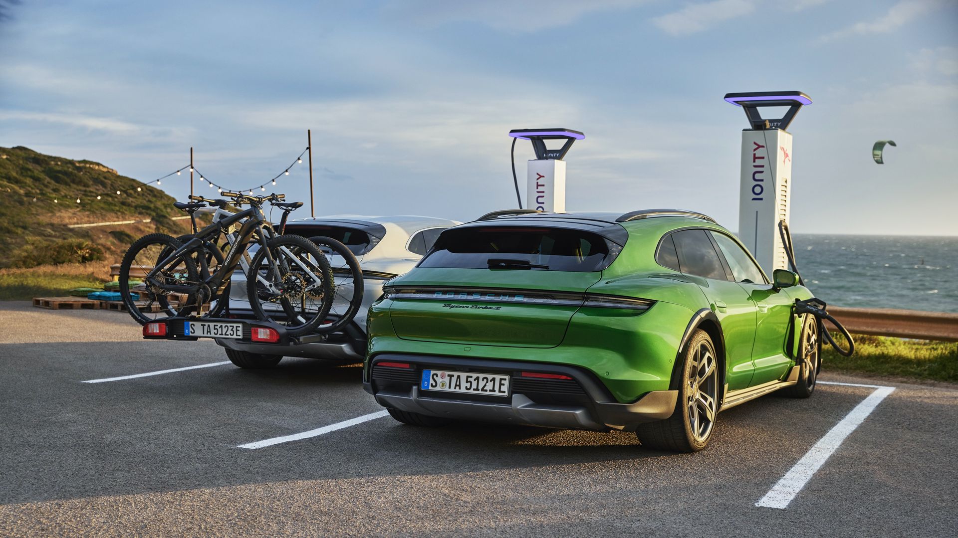 Porsche Taycan Cross Turismo