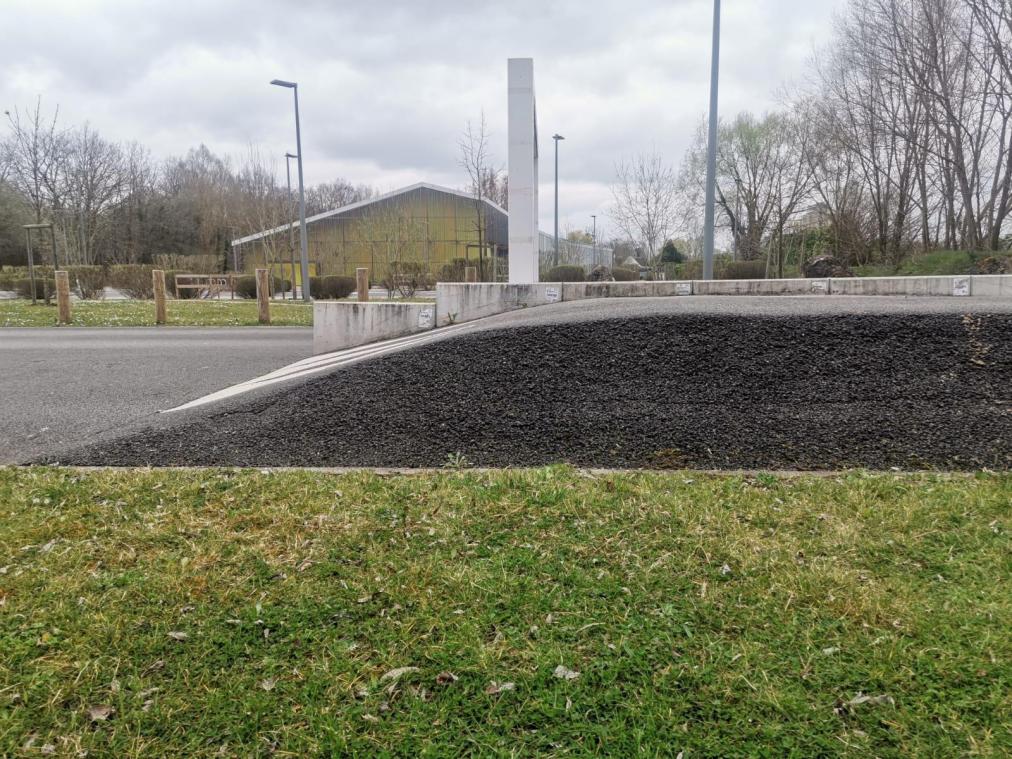 70 cm de hauteur pour le plus gros ralentisseur de France