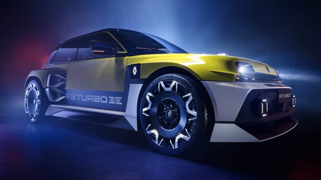La nouvelle Renault 5 Turbo 3E coûte plus cher qu'une Porsche 911