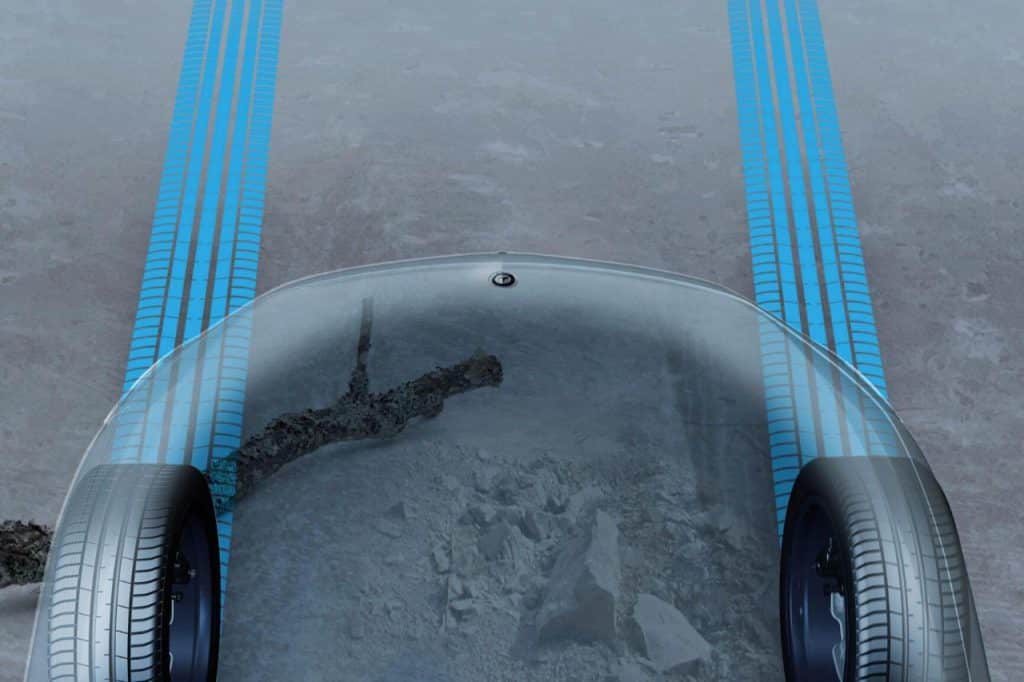 Mercedes ajoute la fonction capot transparent à ses utilitaires