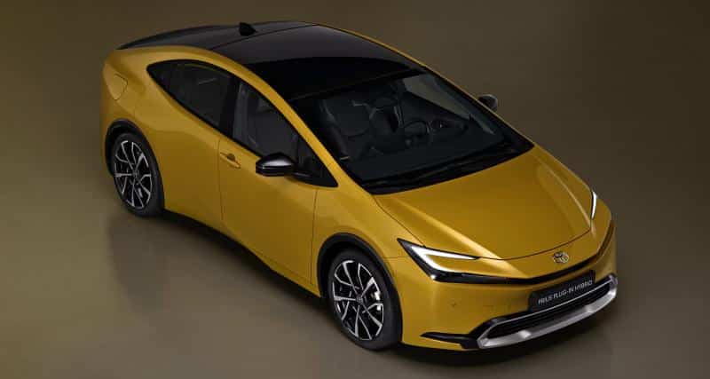 Toyota Prius 2026, berline hybride rechargeable retirée du catalogue français après près de 30 ans de carrière.